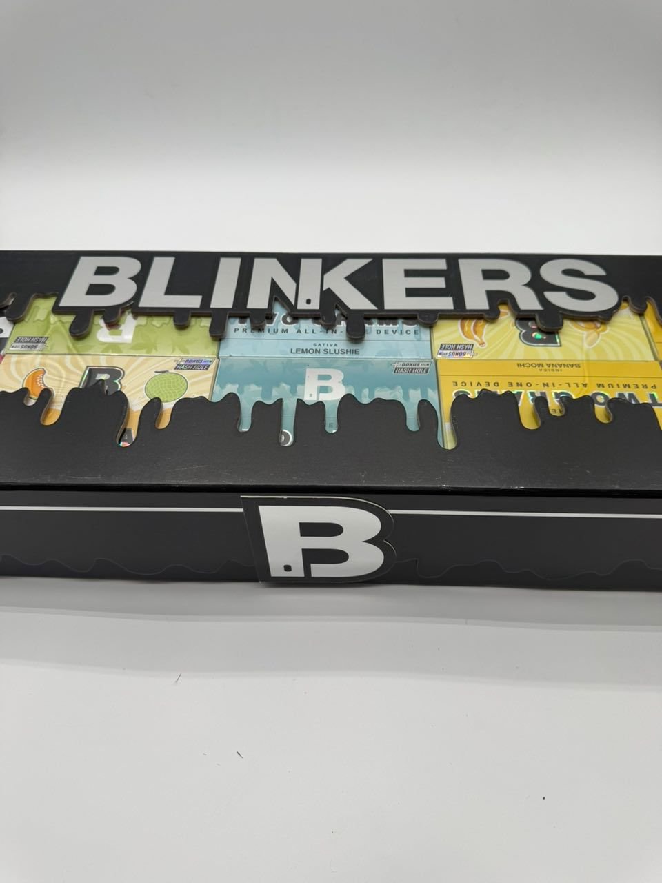 Blinkers Disposable 2G With Hash Hole Blinkers Disposable 2G With Hash Hole